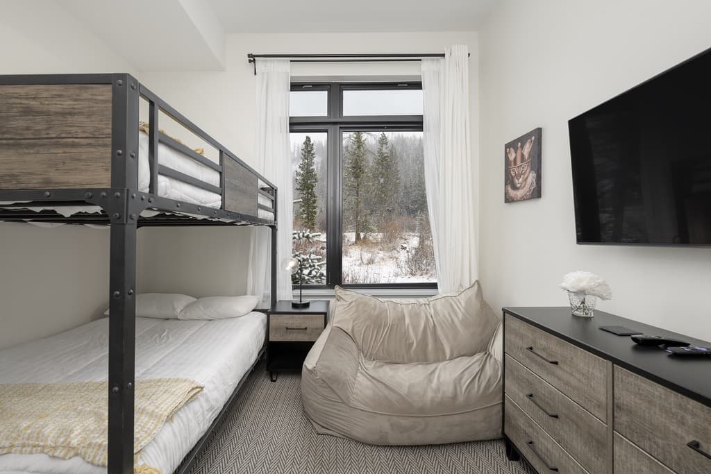 Timber Fox Residence 2102 - Image 19