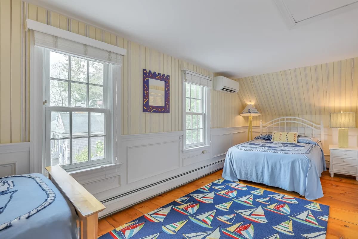 Queen's Landing - Image 20