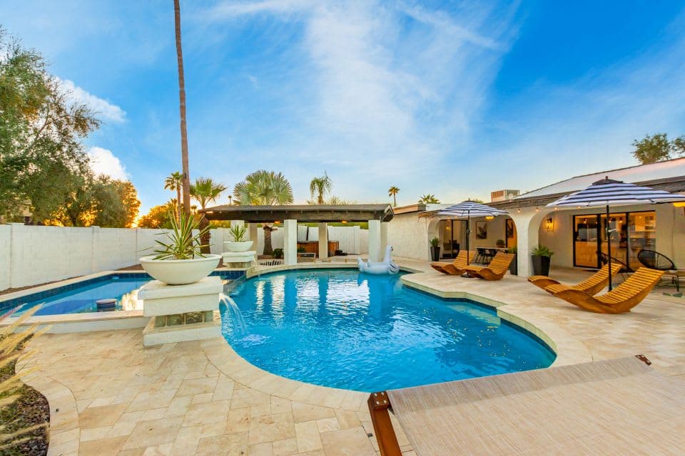 Palms Lux Place - Image 1