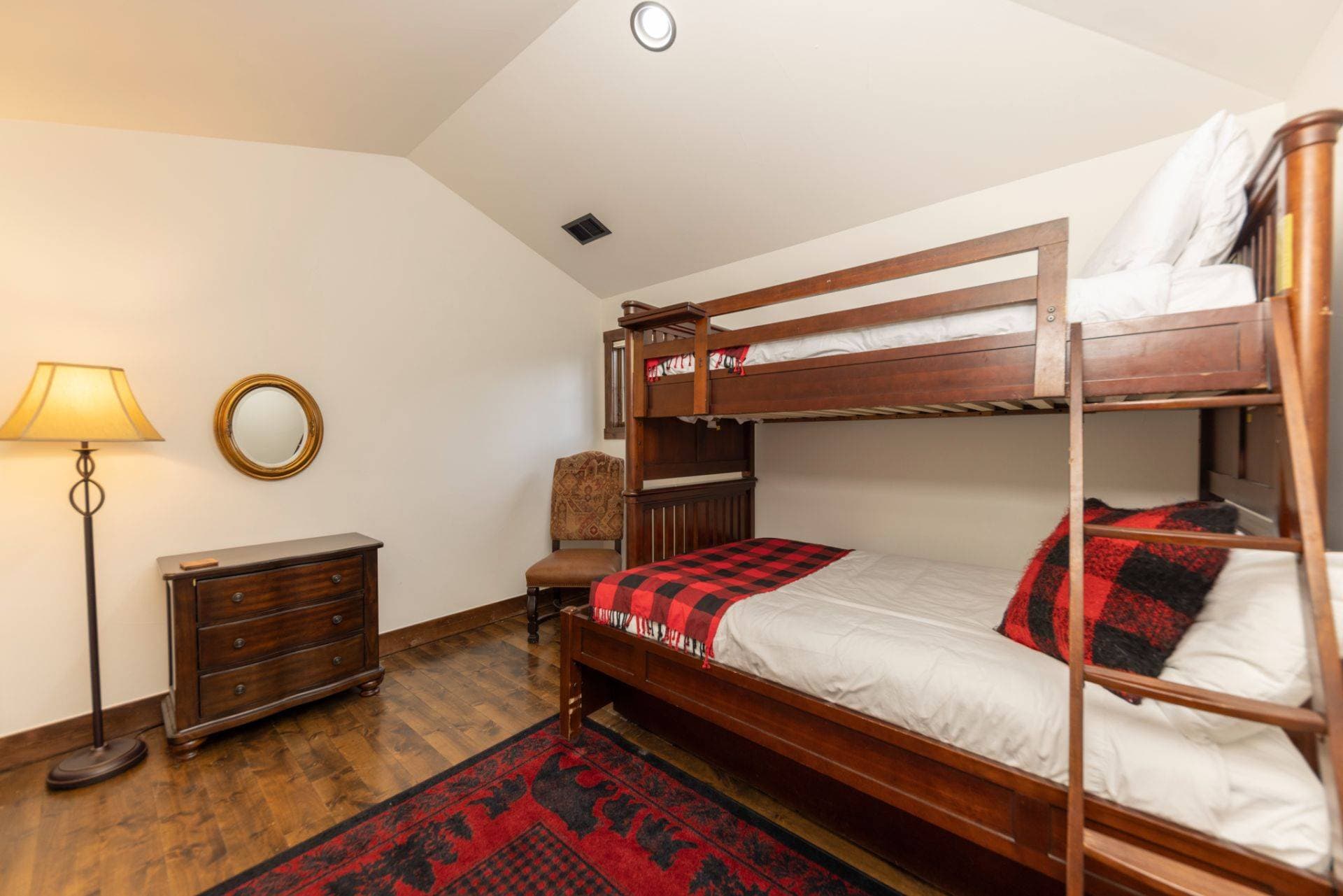 Estate at Baldy Ridge - Image 17