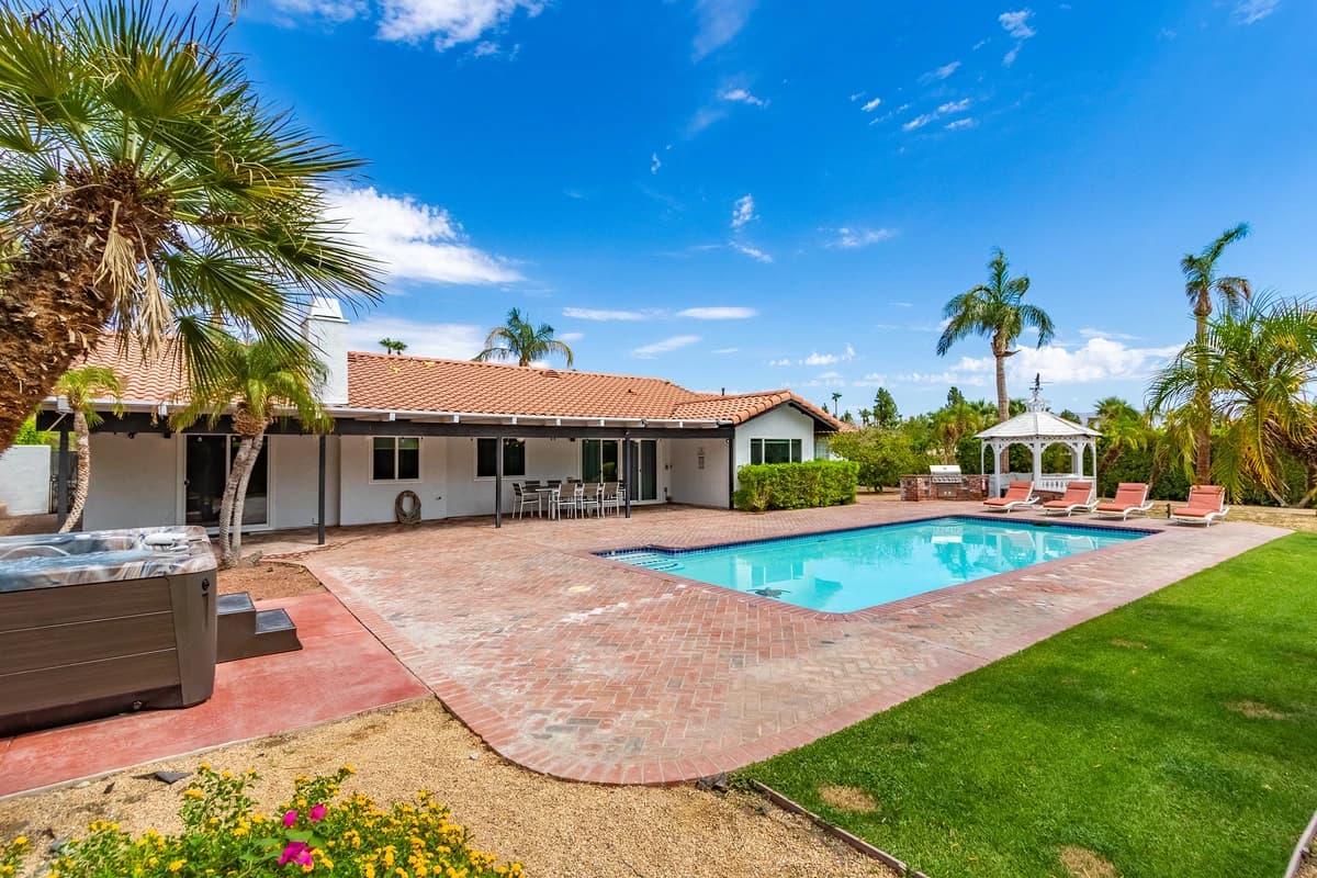 Catalina Oasis - Image 17