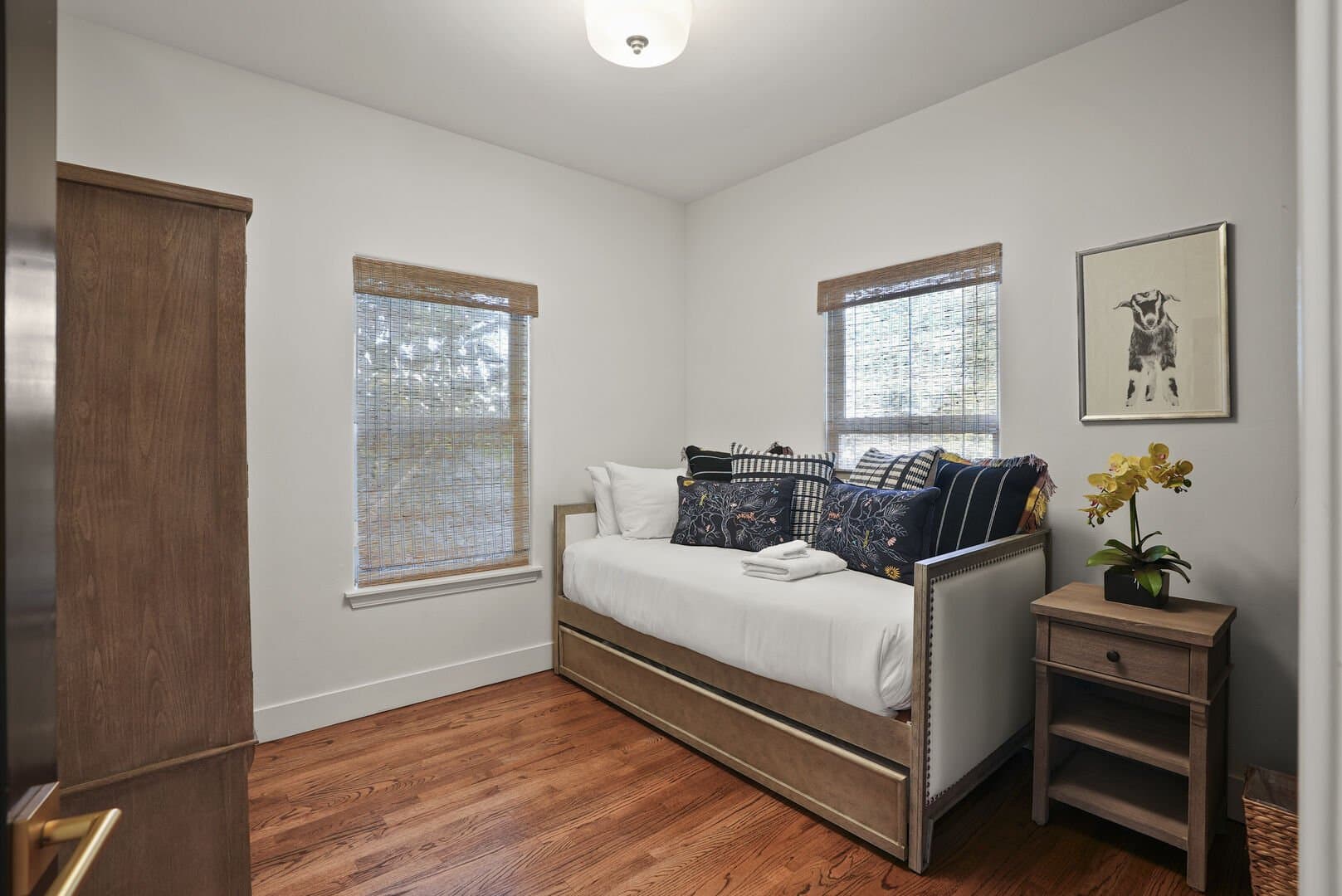 Village Vista - Image 33