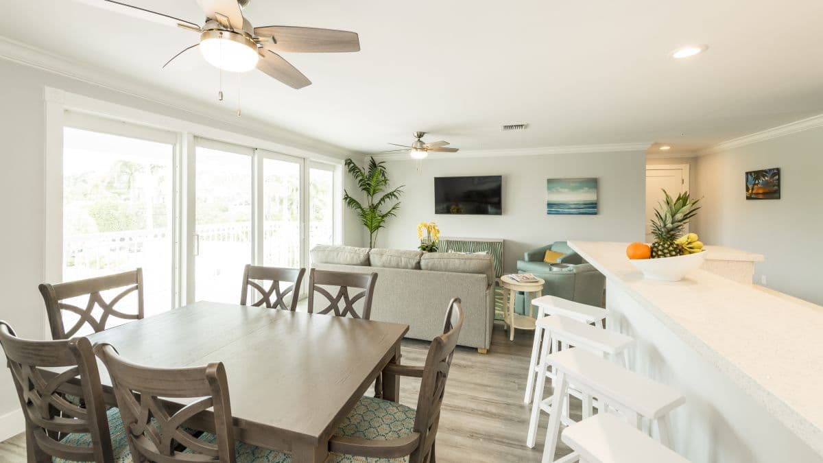 Upper Sunset North - Image 22