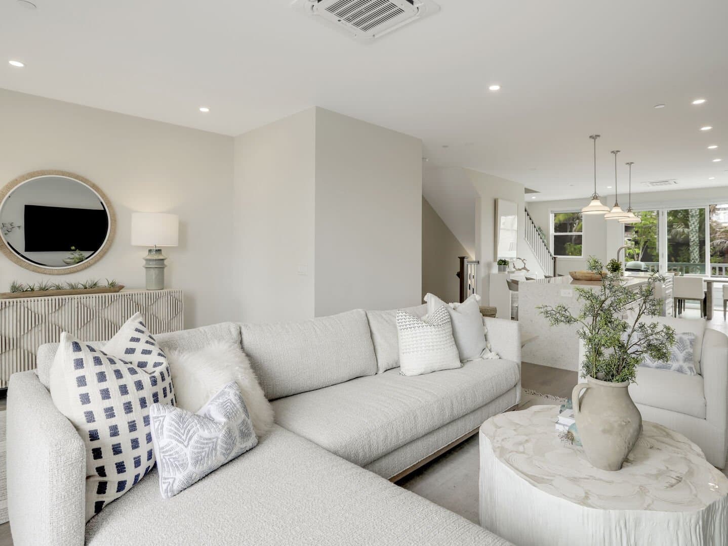 Wind and Sea - Image 4