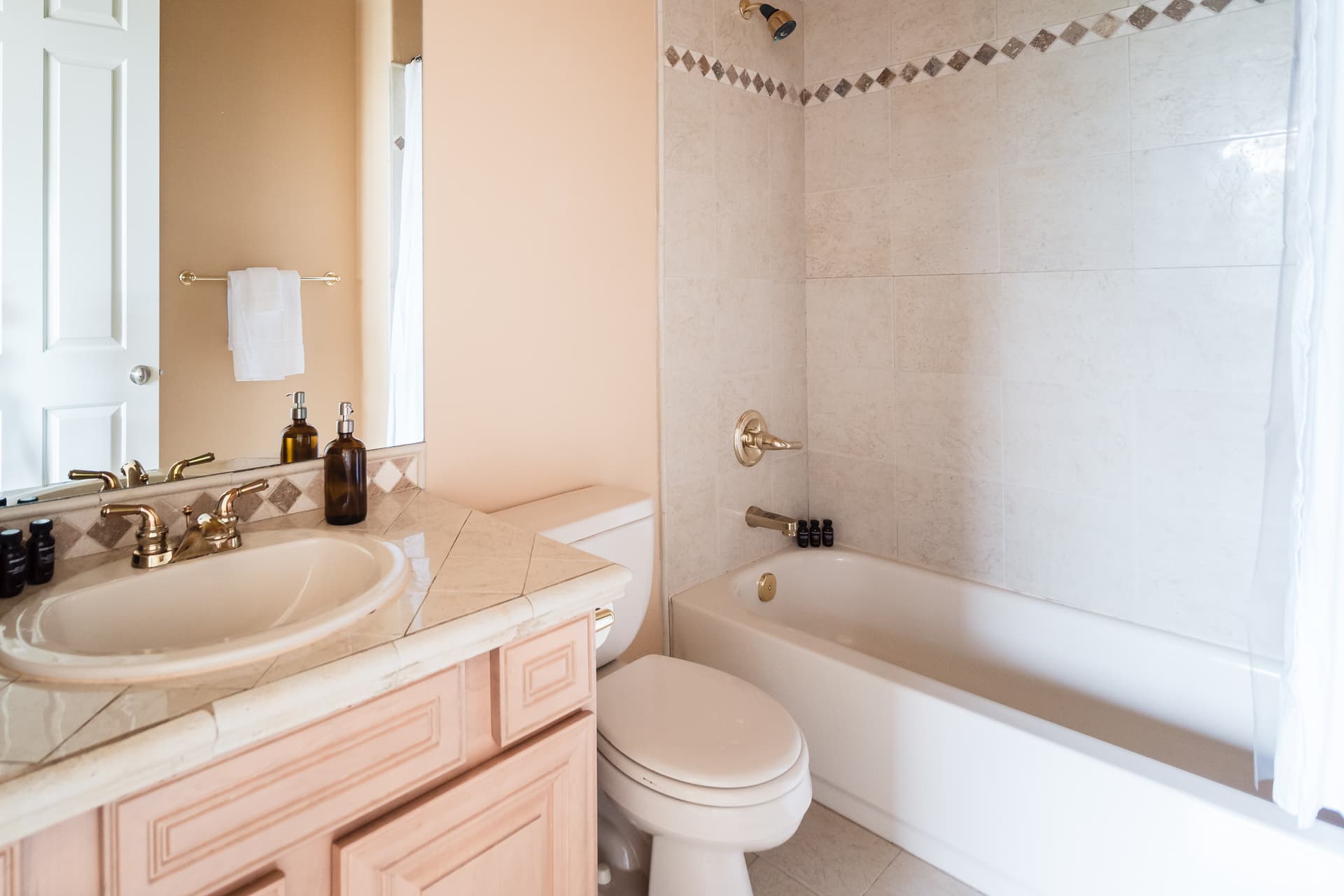 Farrier Manor - Image 34