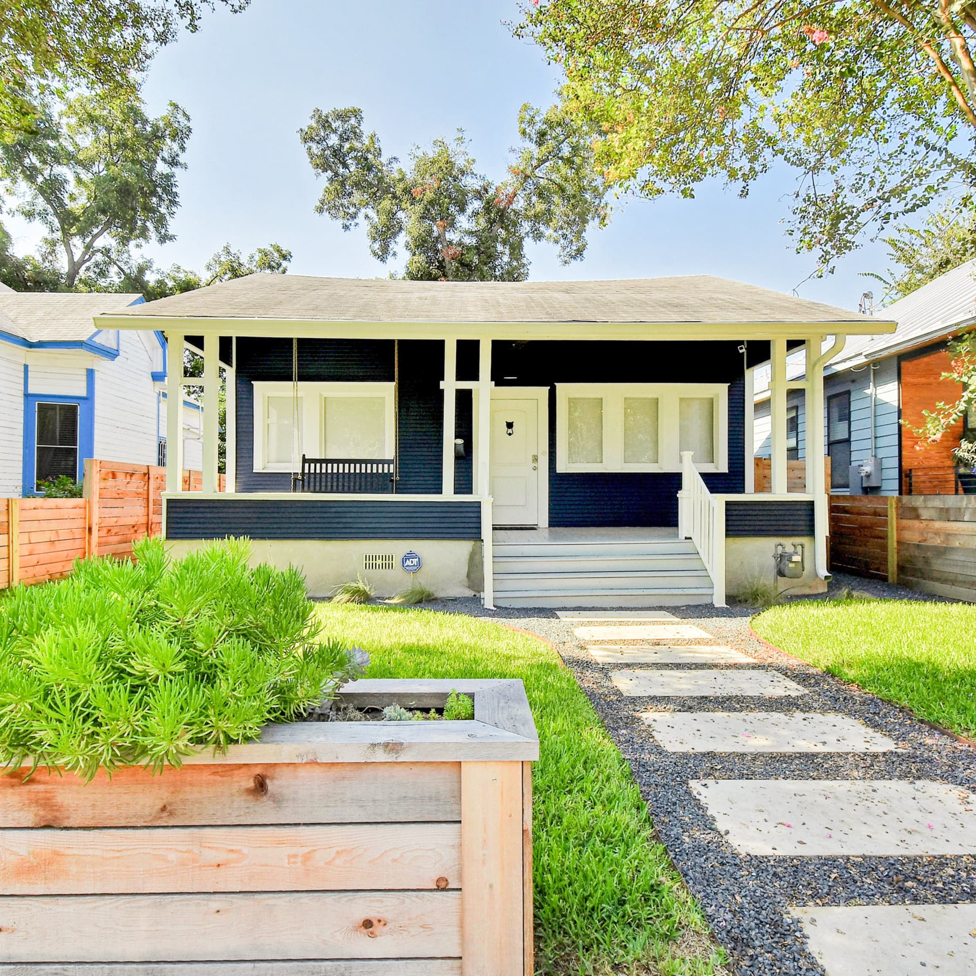 Designer Bungalow - Image 1