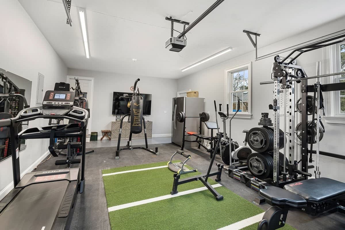 Brewster Barefoot Bliss - Image 48