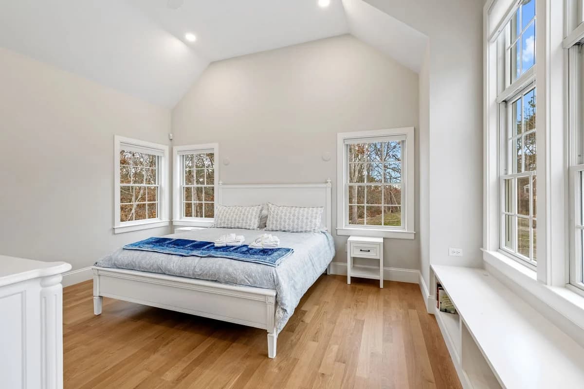 Stony Brook Sanctuary - Image 17