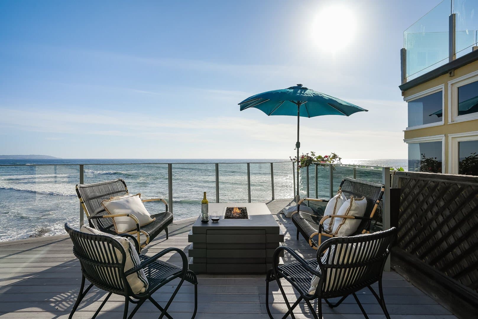 Dolphin Bluff - Image 39