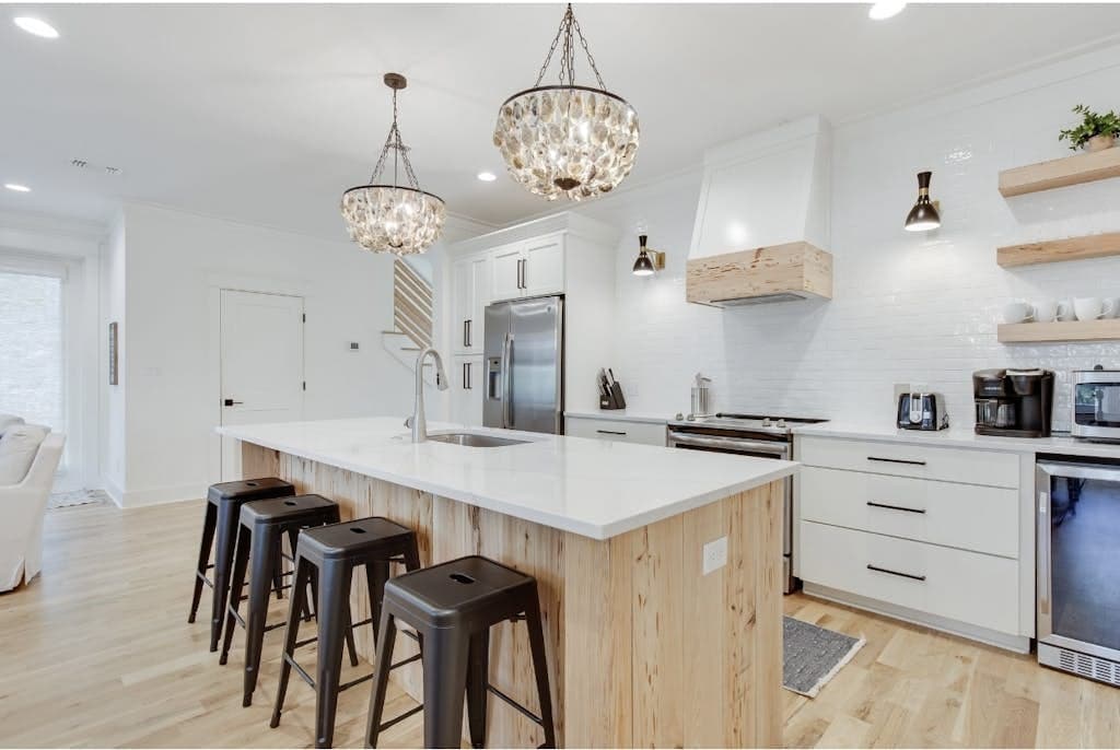 Shore Thing House - Image 9