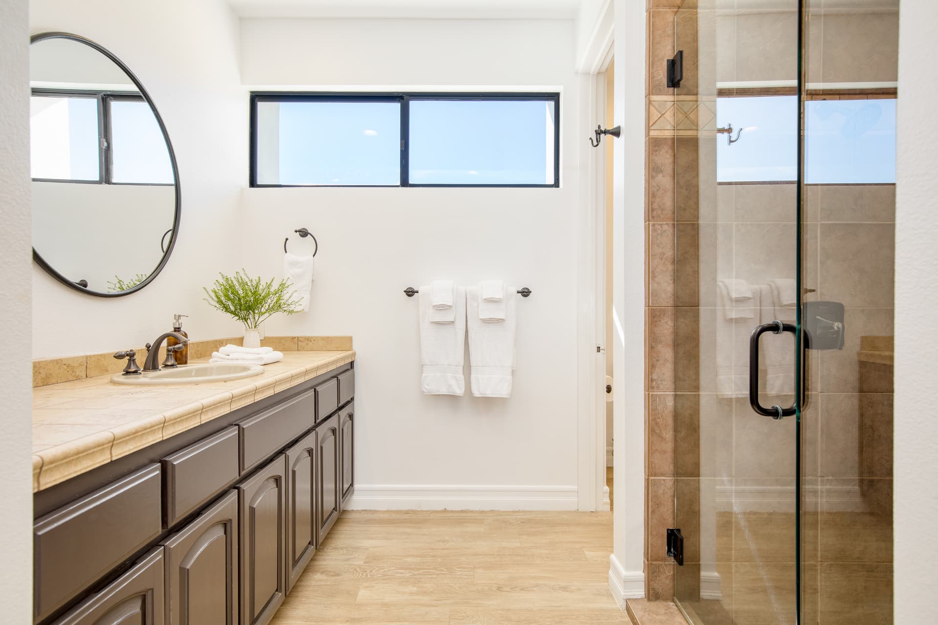 Buena Vista - Image 23