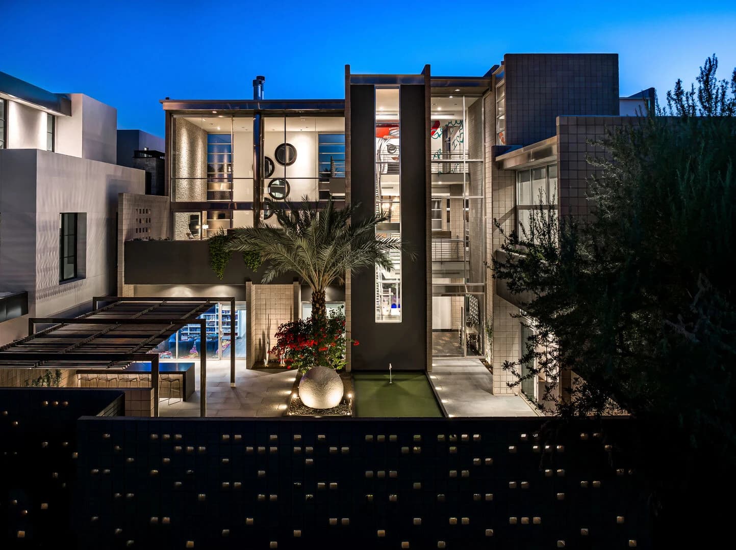 George Manor - Image 15