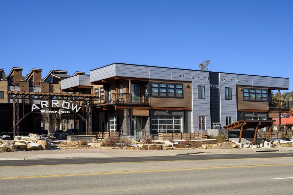 Continental Vista Condo - Image 21