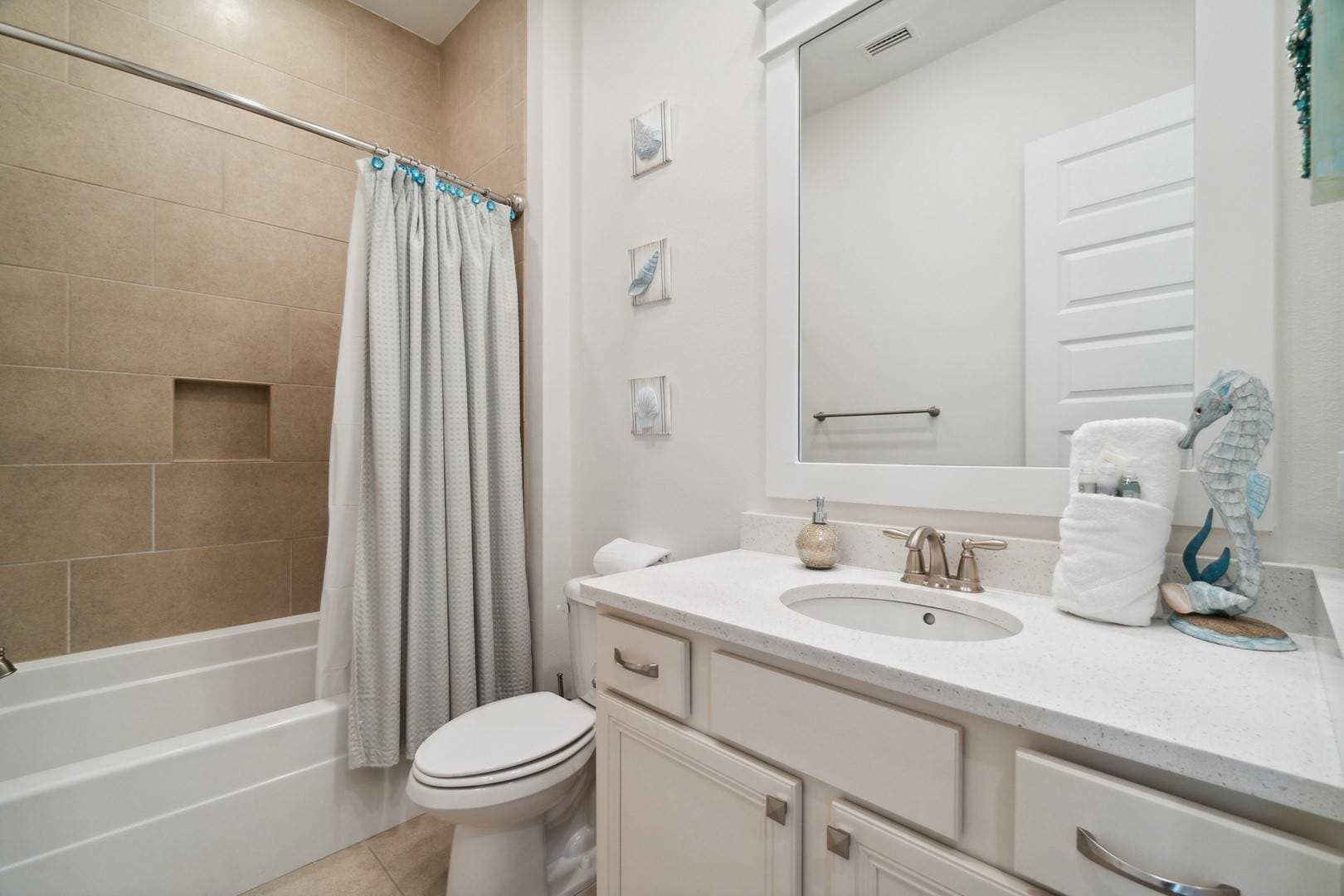 Palm Haven - Image 23