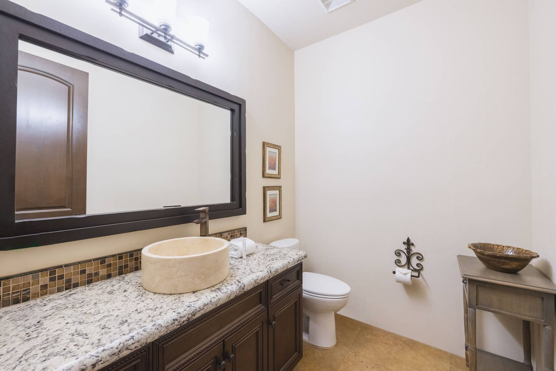 Residence on Cactus - Image 50