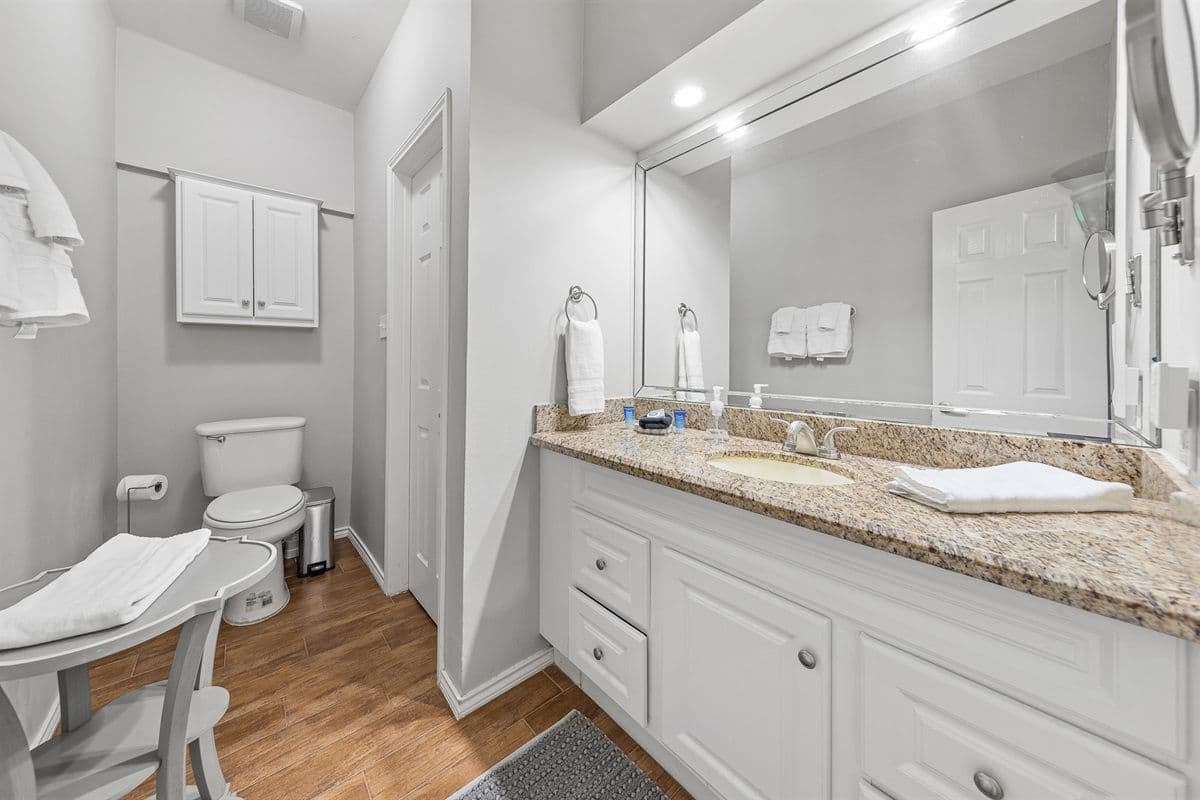 Casa Laguna Residence - Image 12