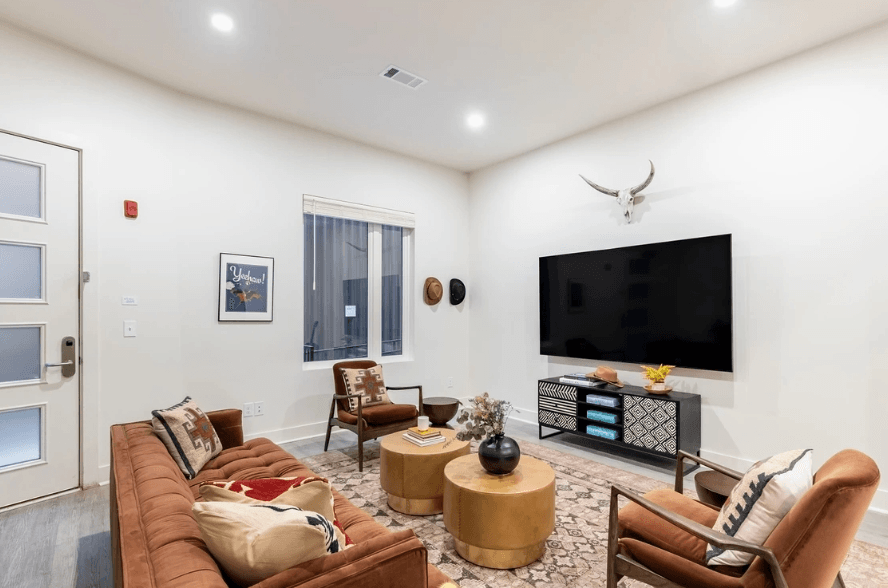 Mosaic Domain - Image 25