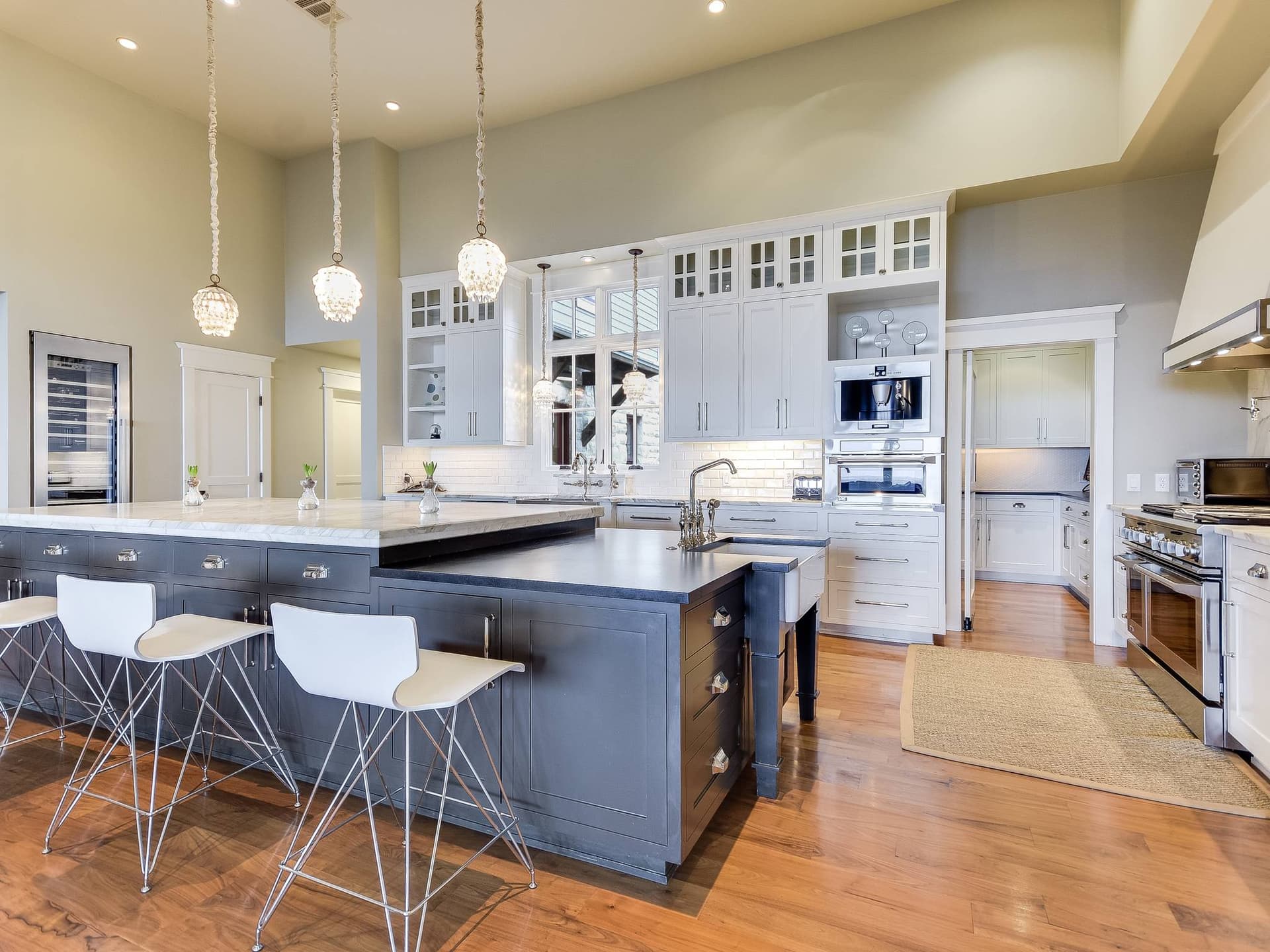 Canyon View - Image 5