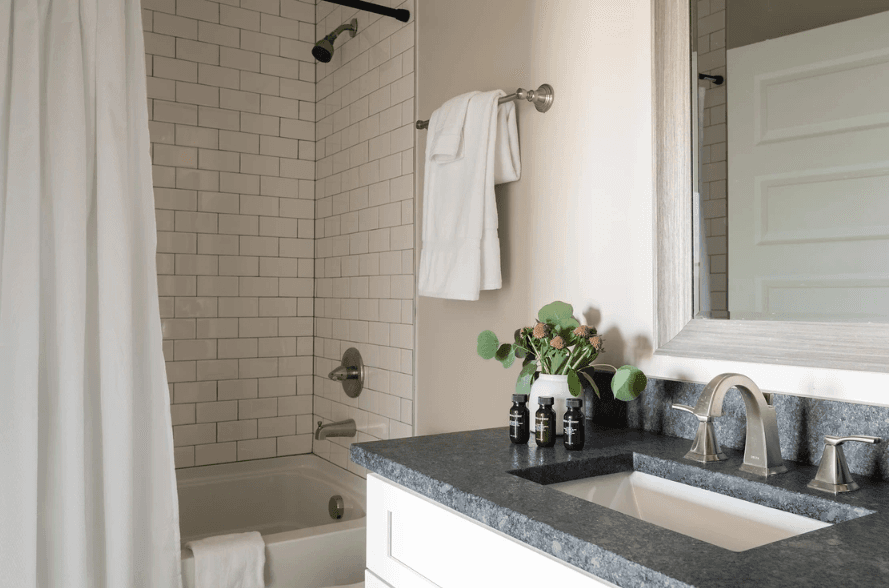 Rhett Residence - Image 15