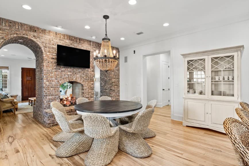 Parker House - Image 10