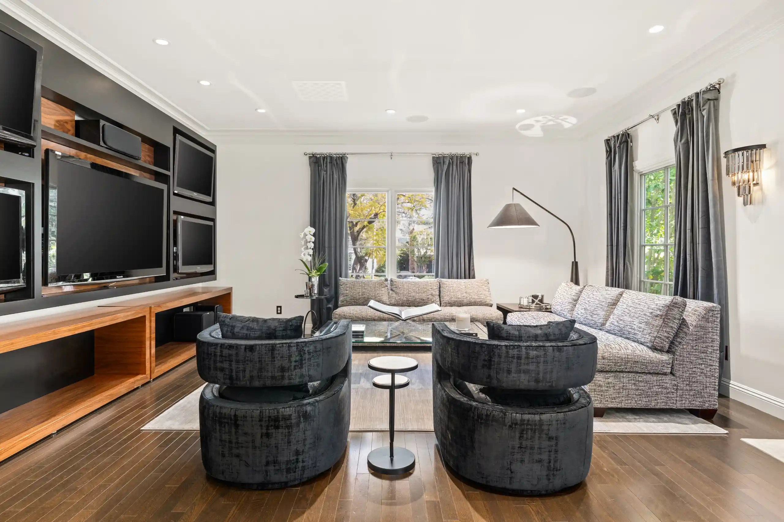 Hearst Estate - Image 2