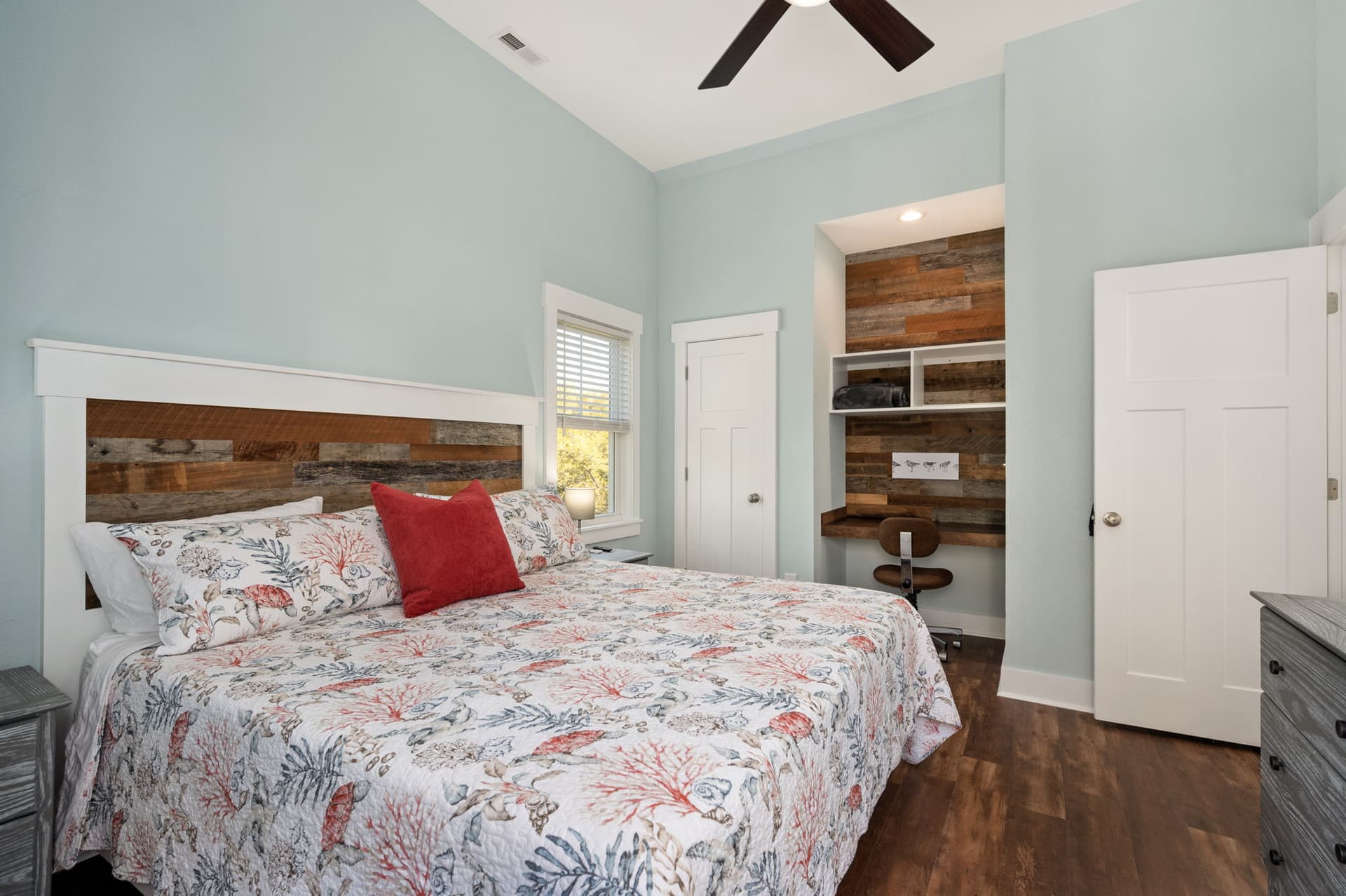 Sound Sea Haven - Image 47