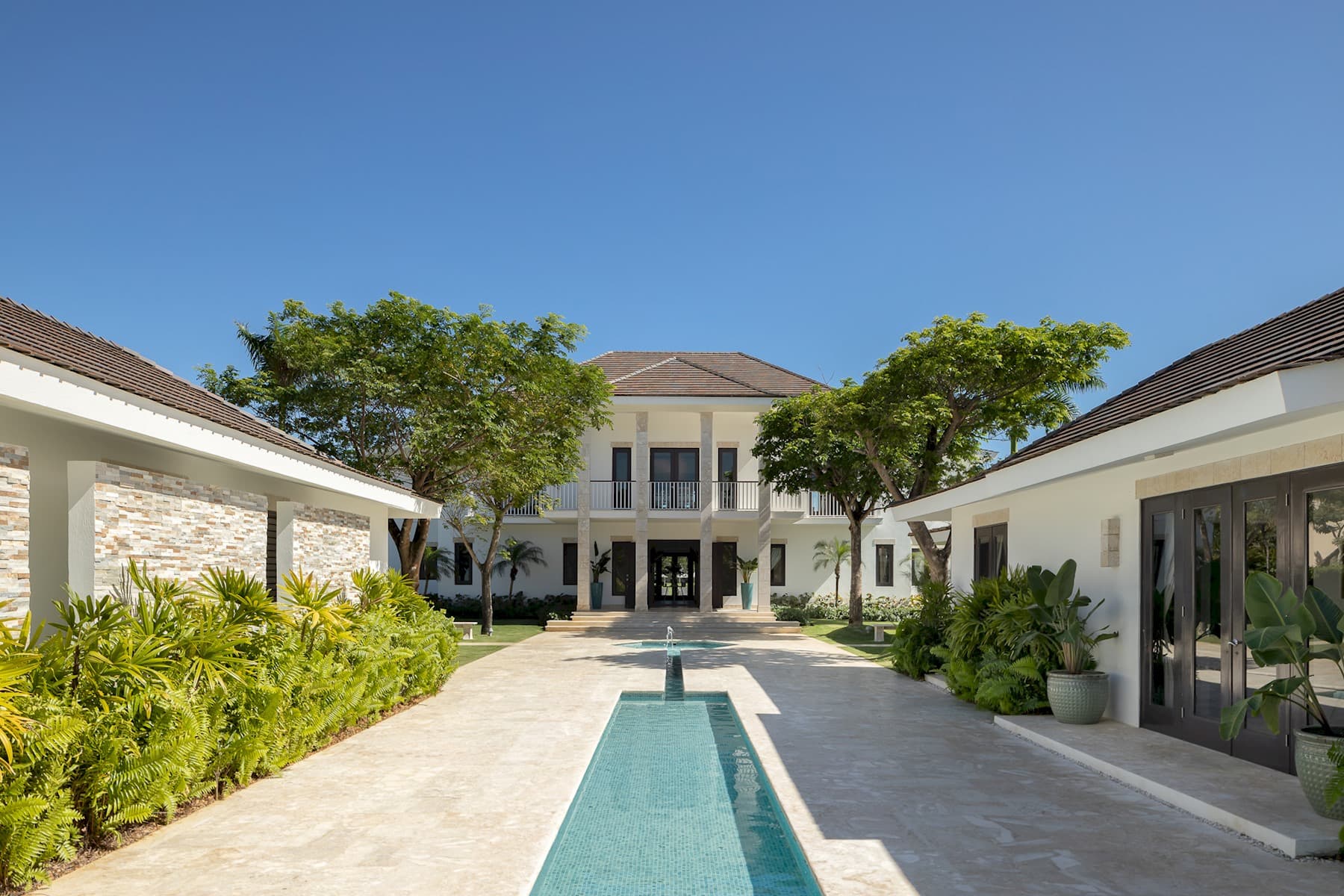 Timeless Villa Londali - Image 2