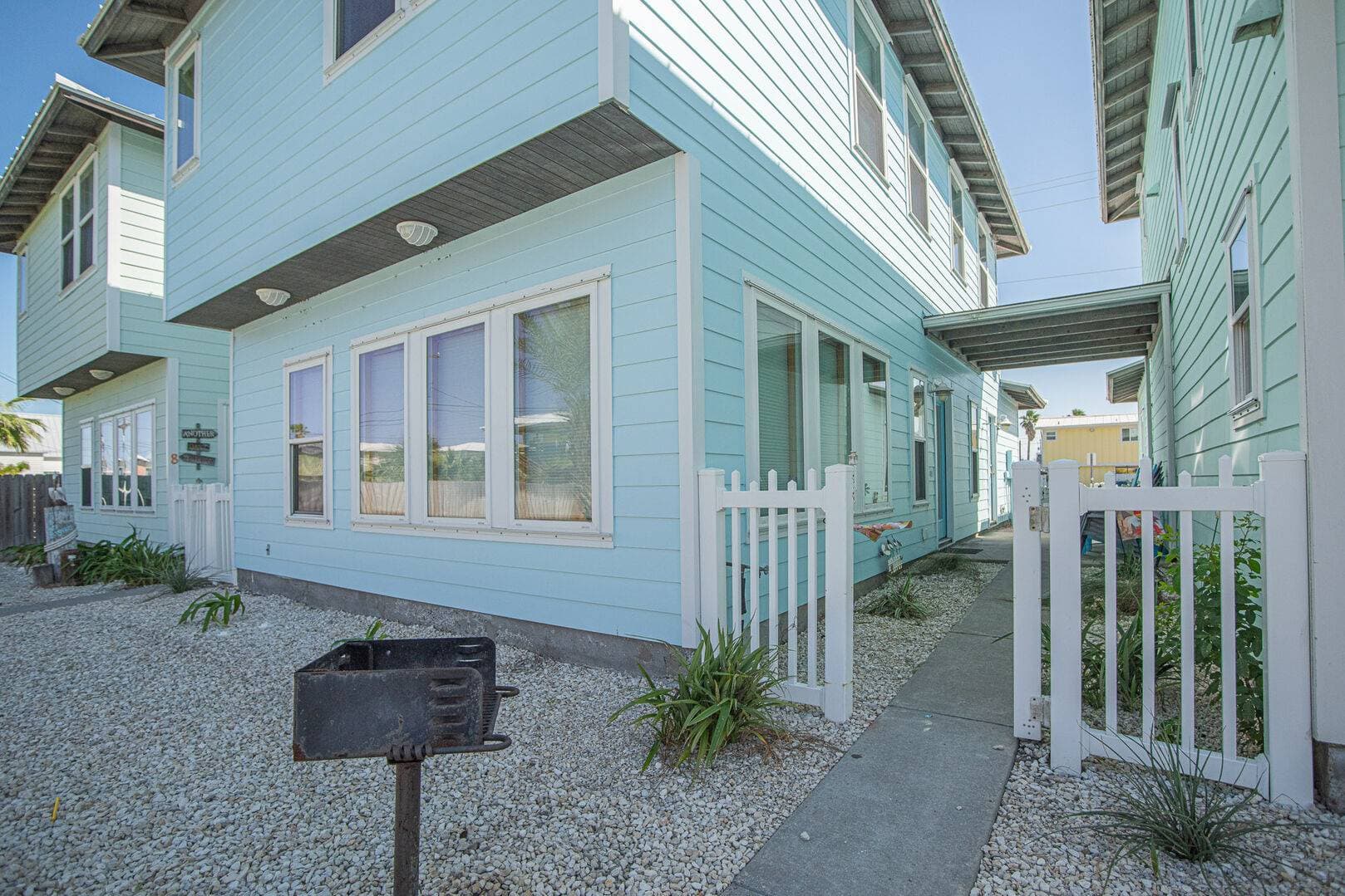 Ruby Tuesday  - Image 8