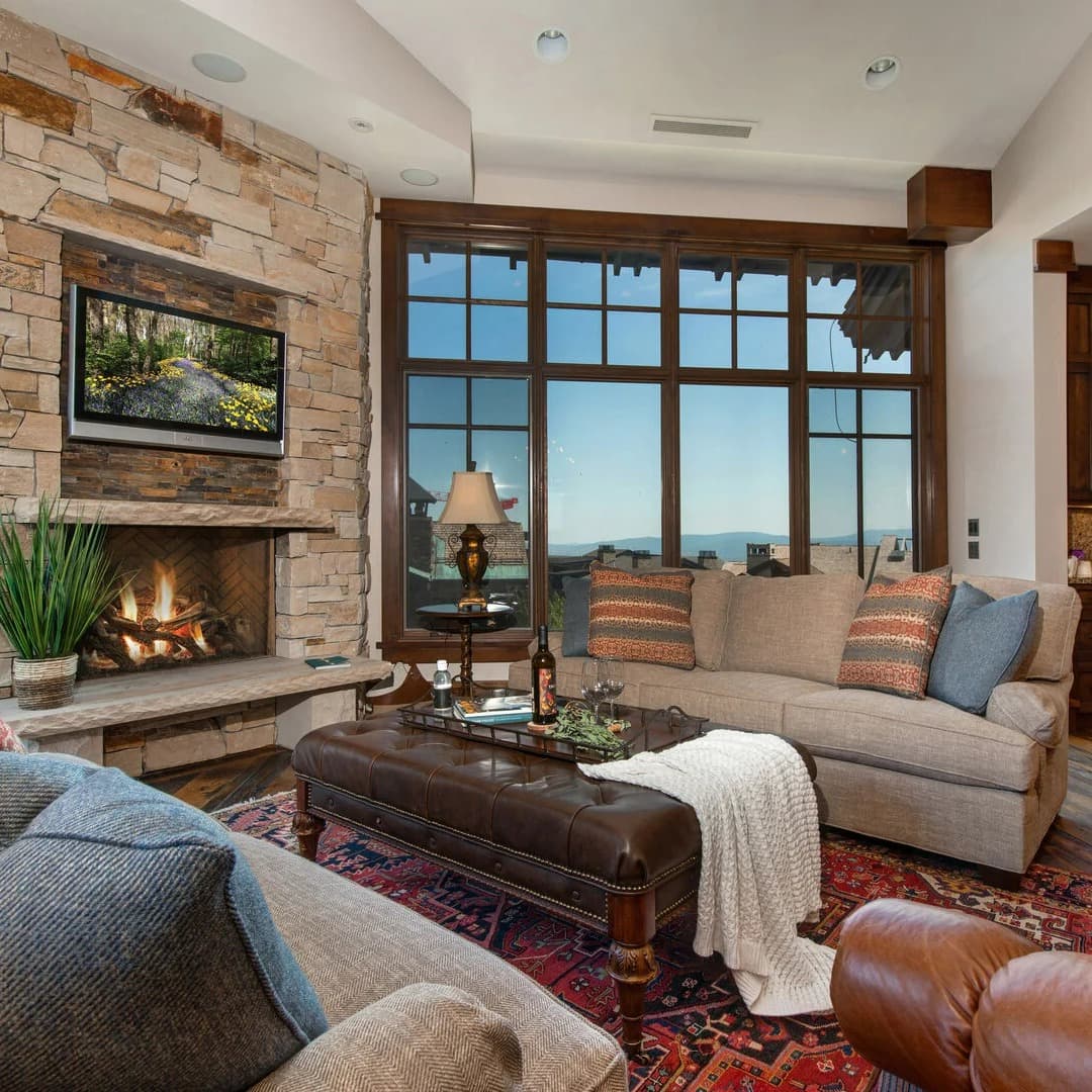 Arrow Home - Image 1