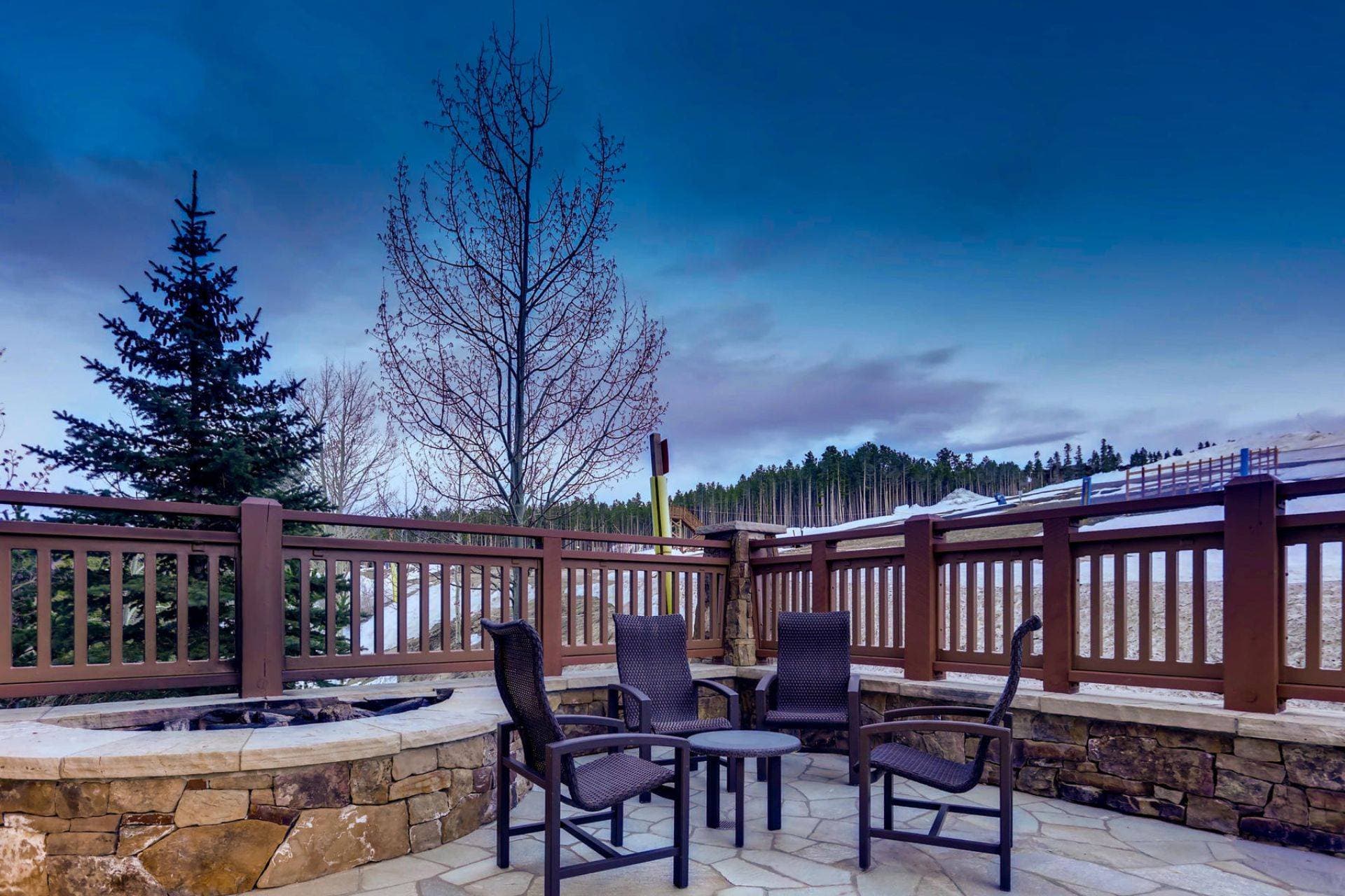 One Ski Hill Home - Image 12