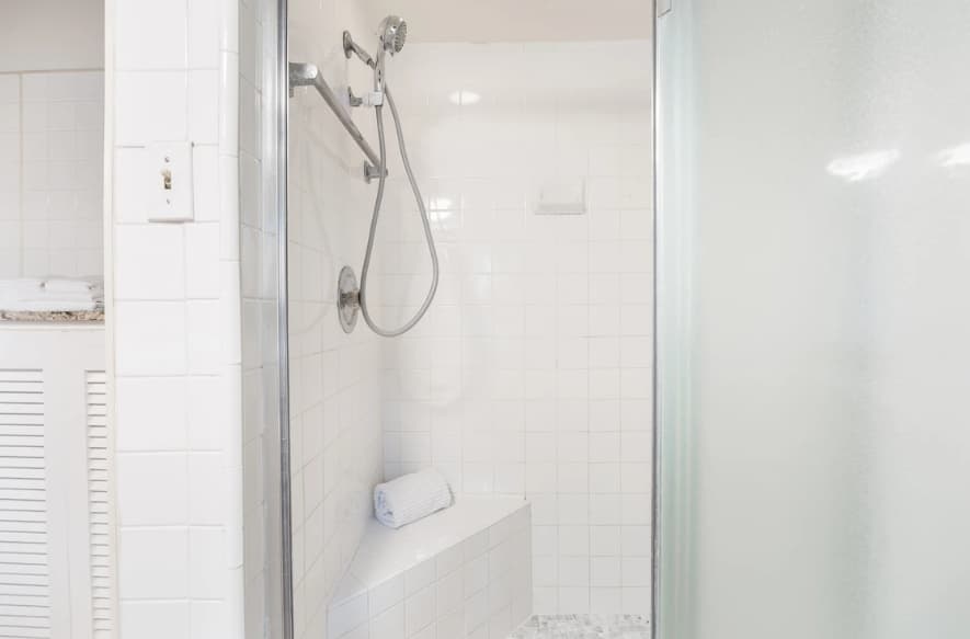 La Jolla Mid-Century - Image 25