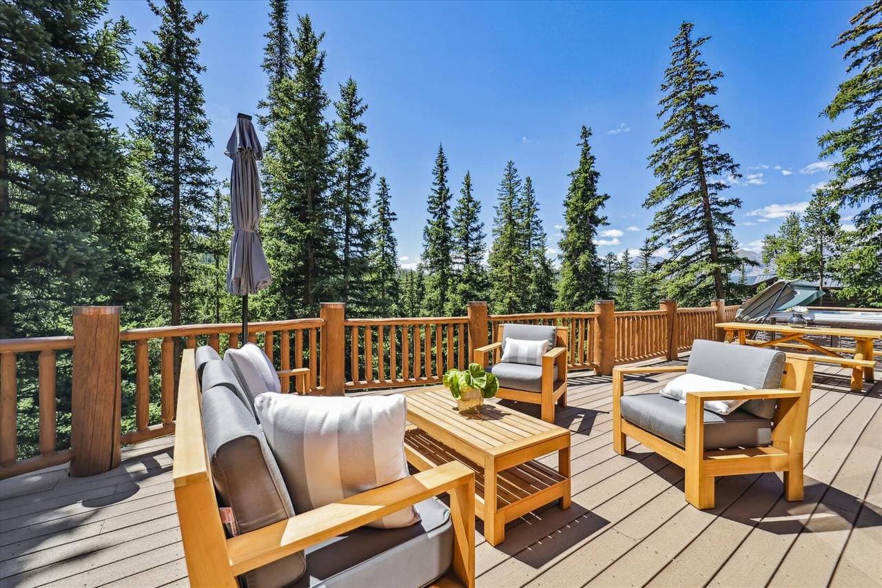 Goldenview Lodge - Image 14