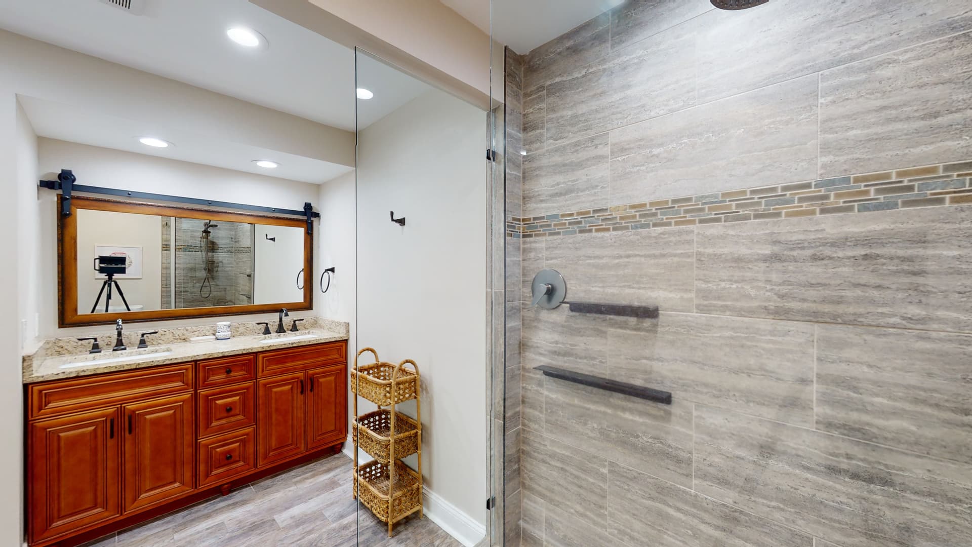 Lookout Home - Image 15