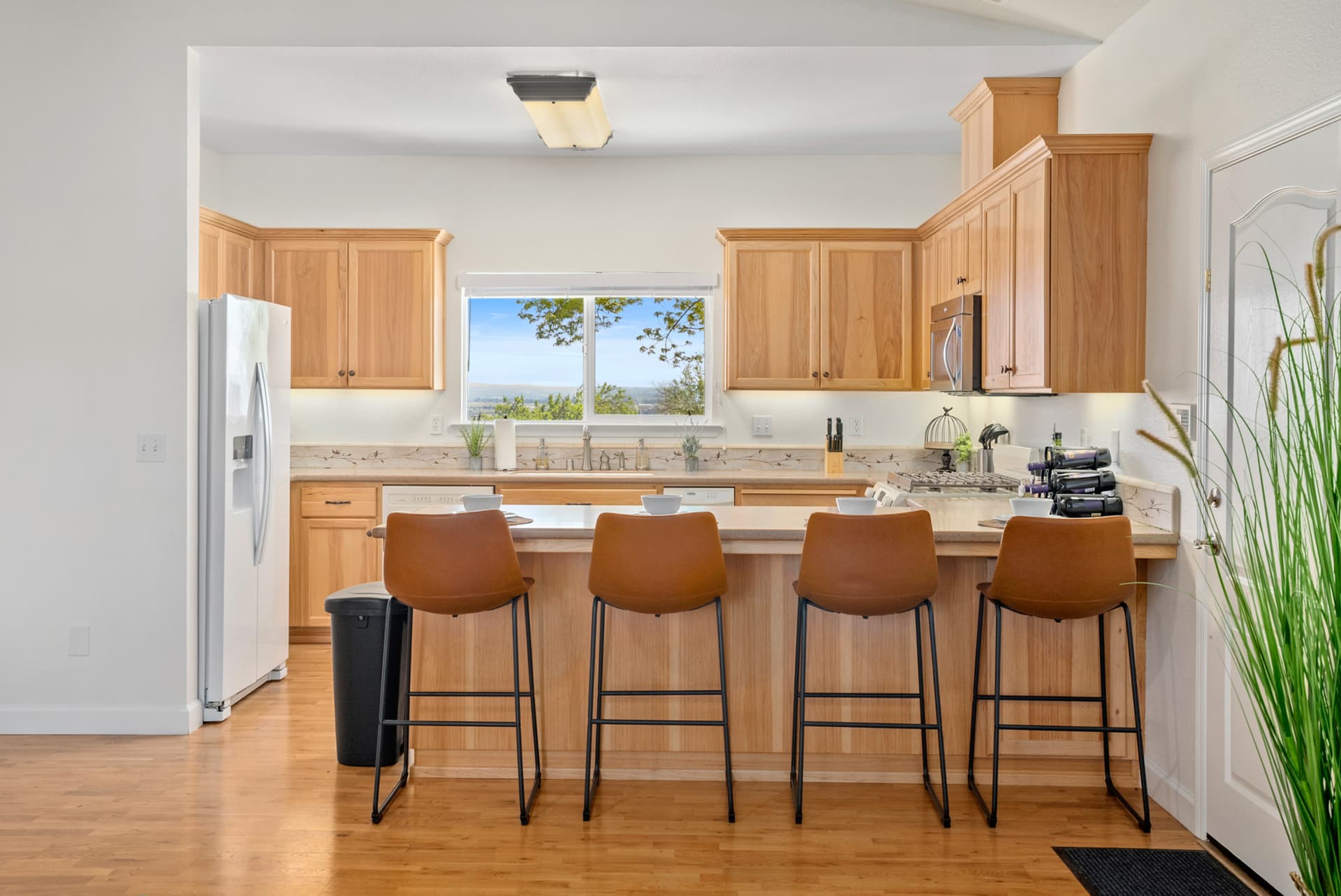 Mira Vista Heights - Image 11