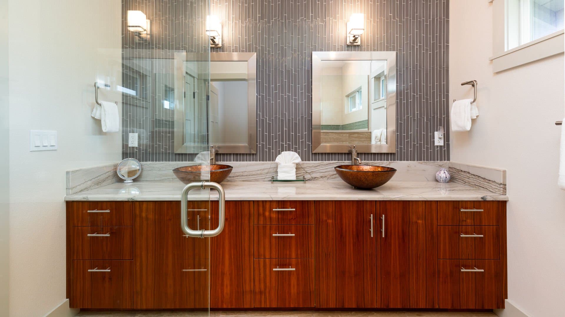 Sunset Breeze - Image 19