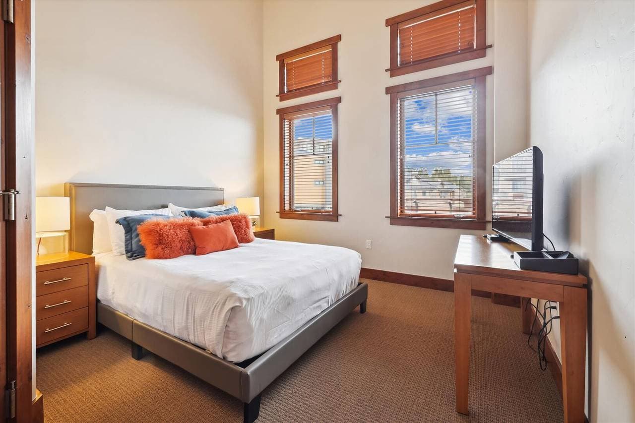 One Ski Hill Place #8424 - Image 22