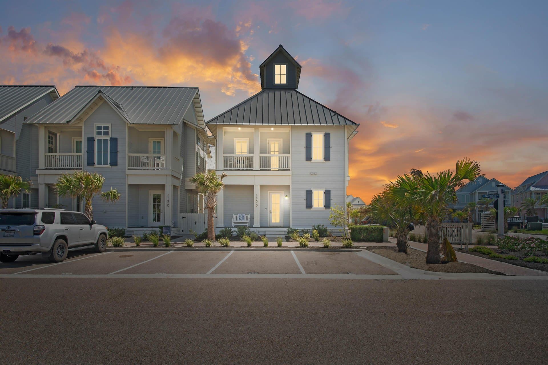 Let's "Glow" Girls - Image 32