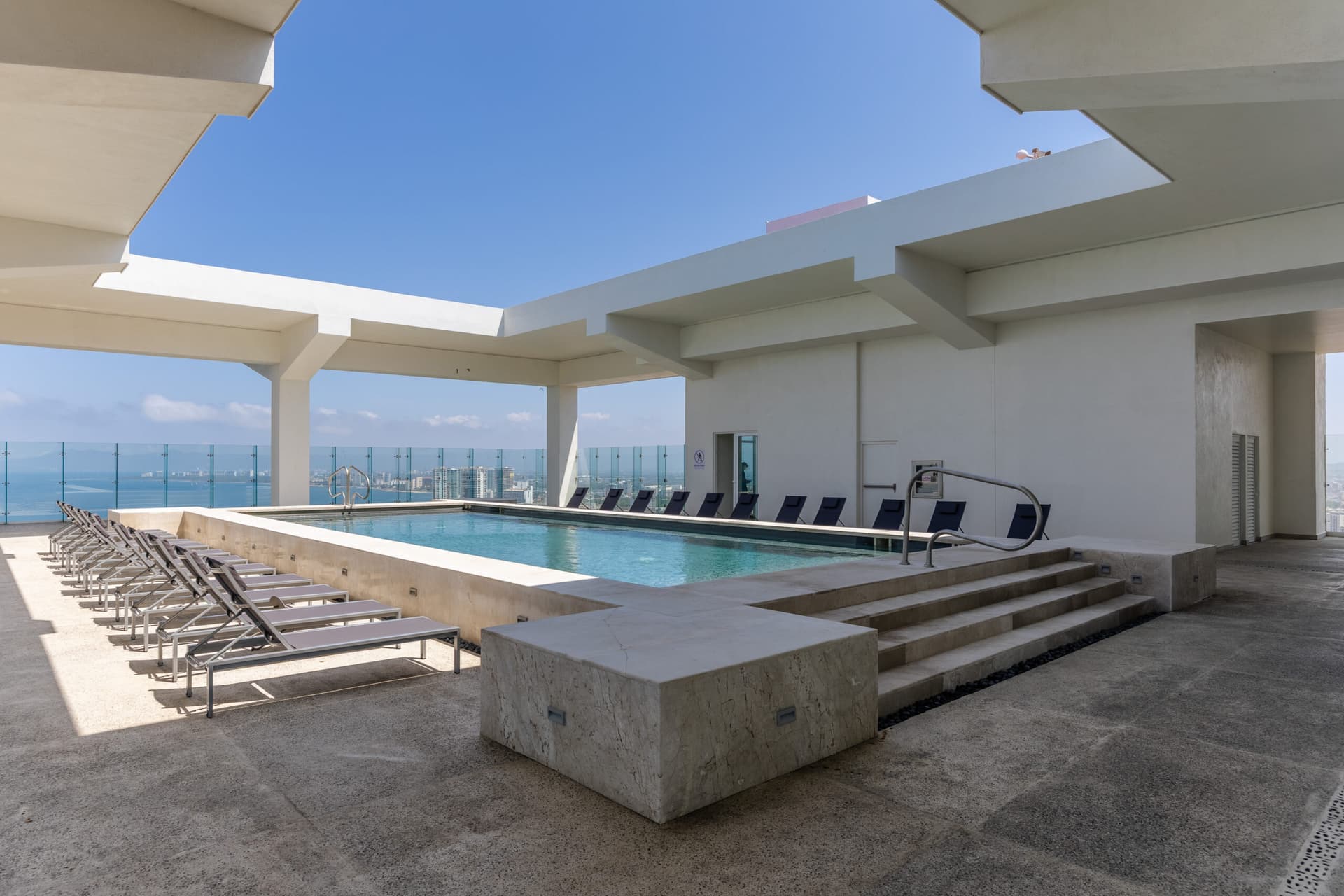 Harbor 171 Residences #803 - Image 41