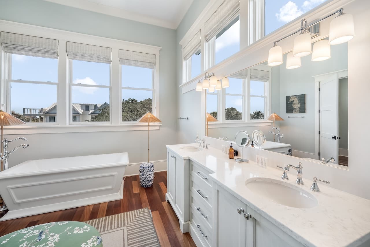 Shore Thing - Image 27