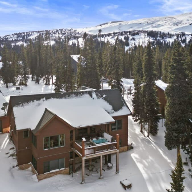 Blue River Retreat - Image 1