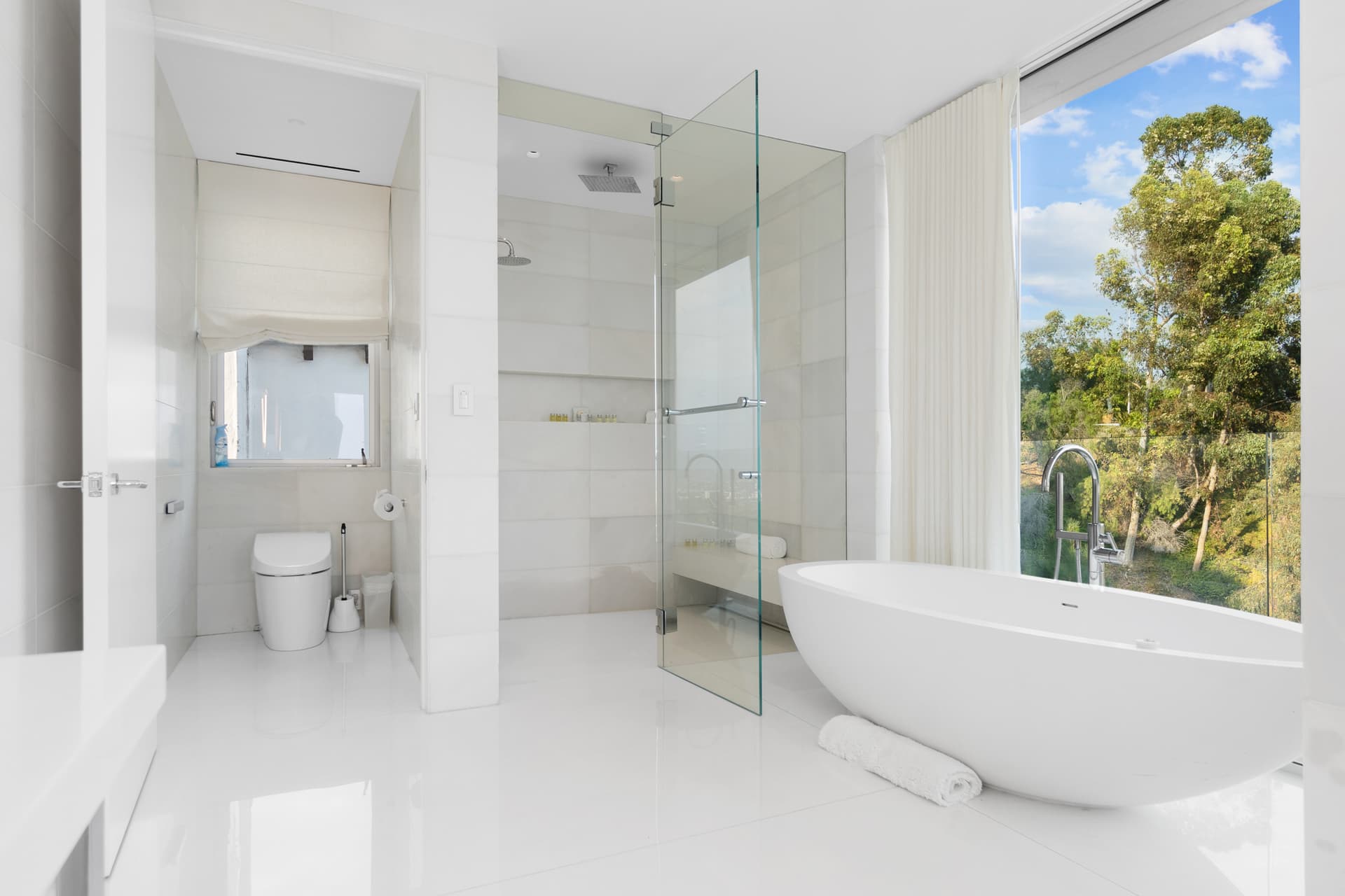 Beverly Grove - Image 12