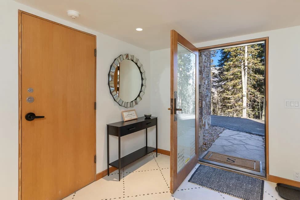 Sundancer Chalet - Image 37