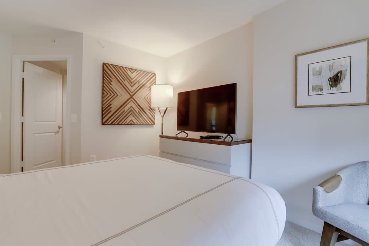 Tower Residence - Image 29