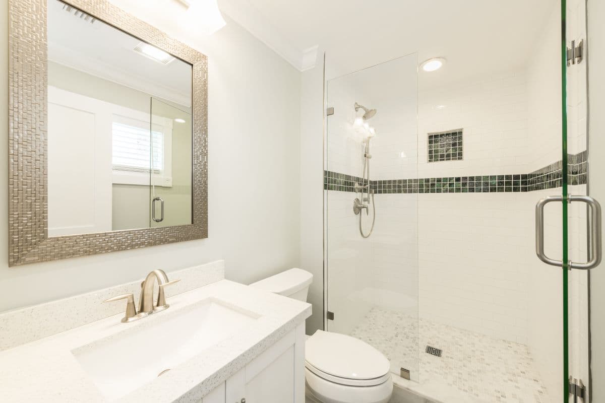 Upper Bayview North - Image 25