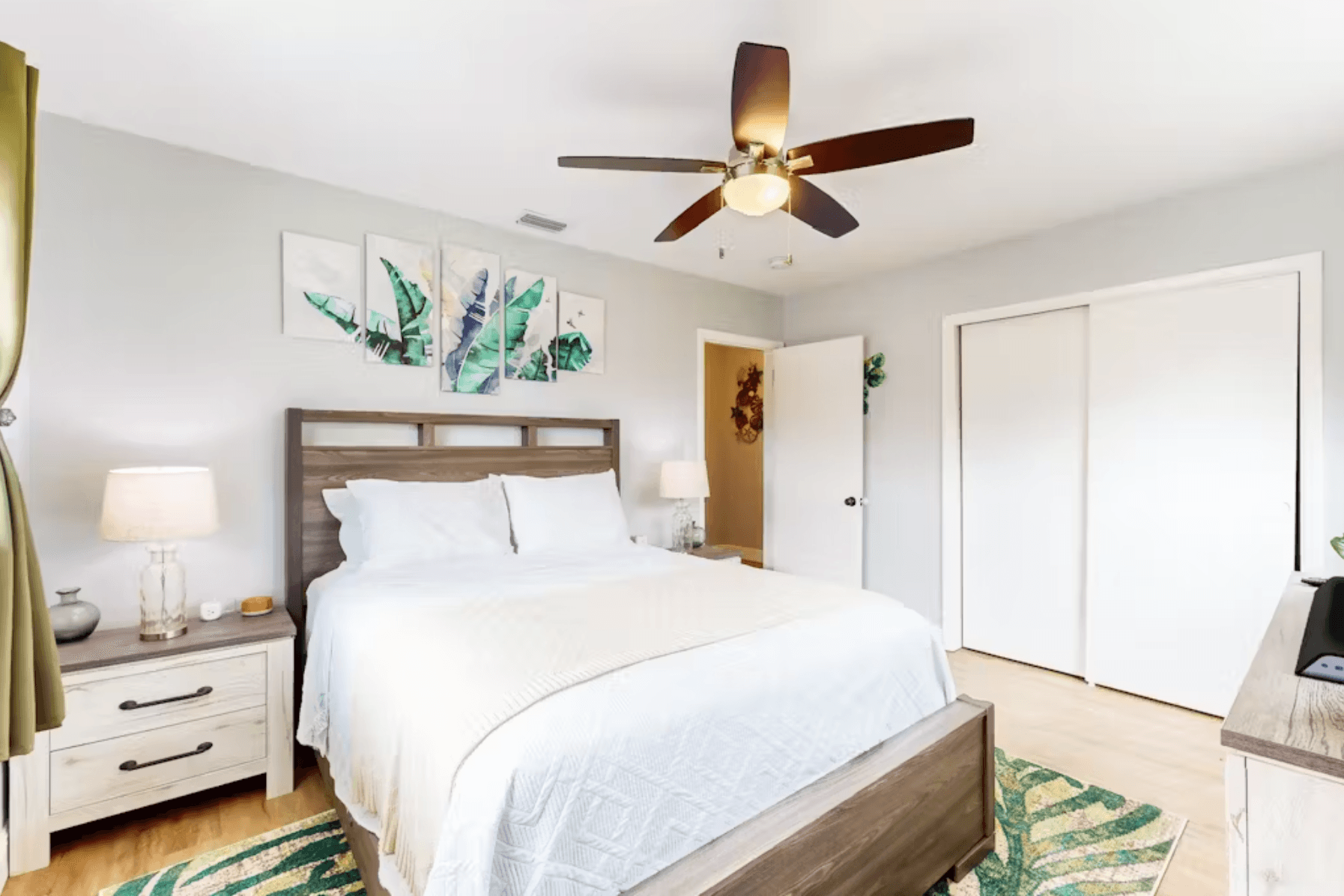 Clearwater Coastal Haven - Image 13