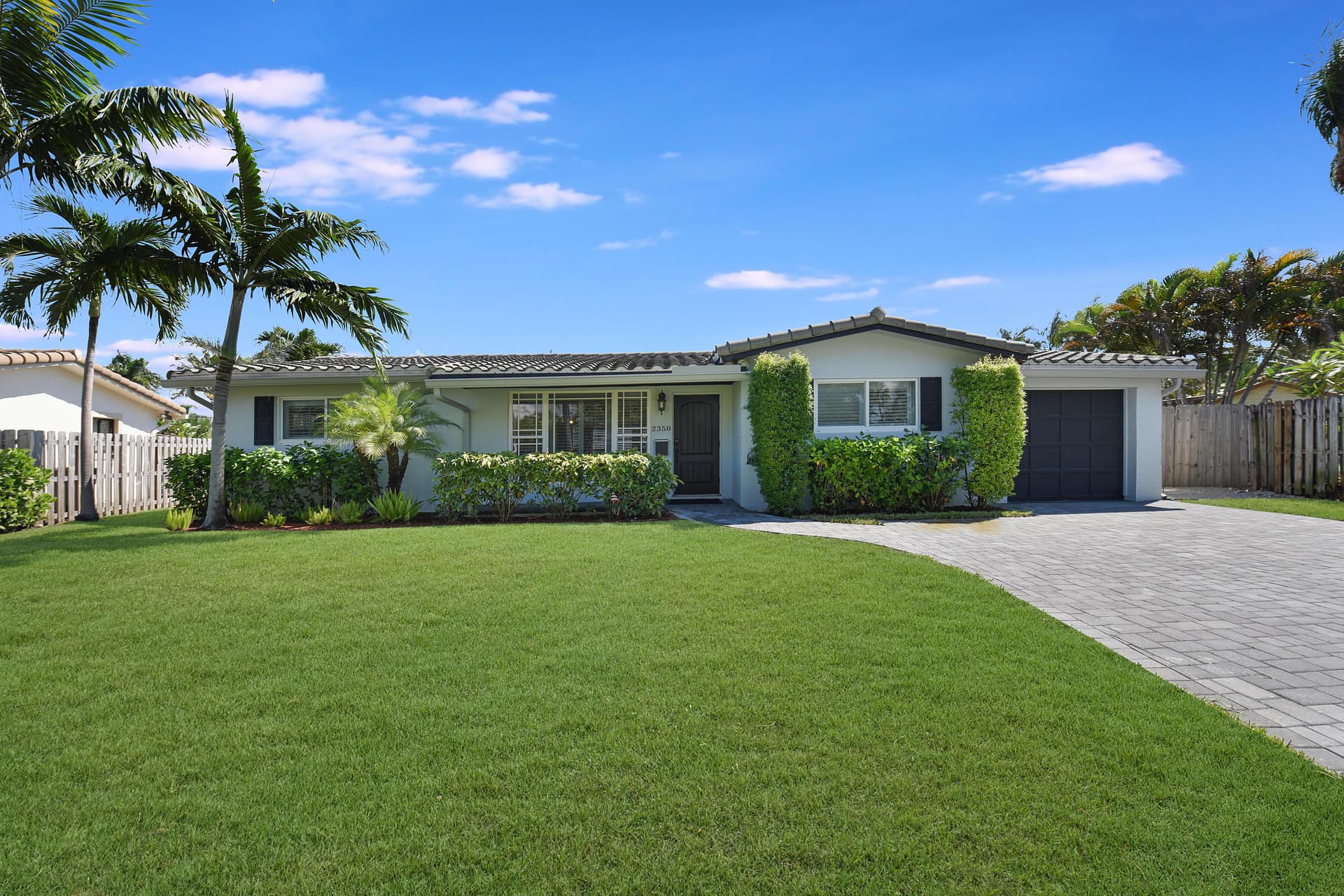 Light Beam House  - Image 59