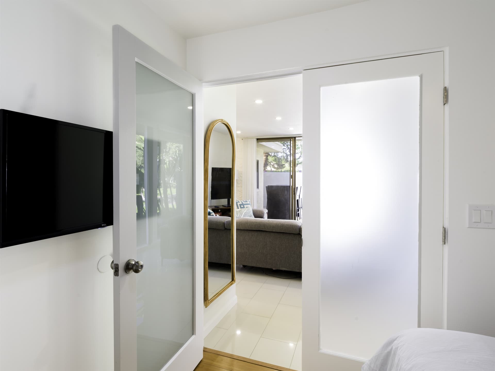 Bamboo Bungalow - Image 24