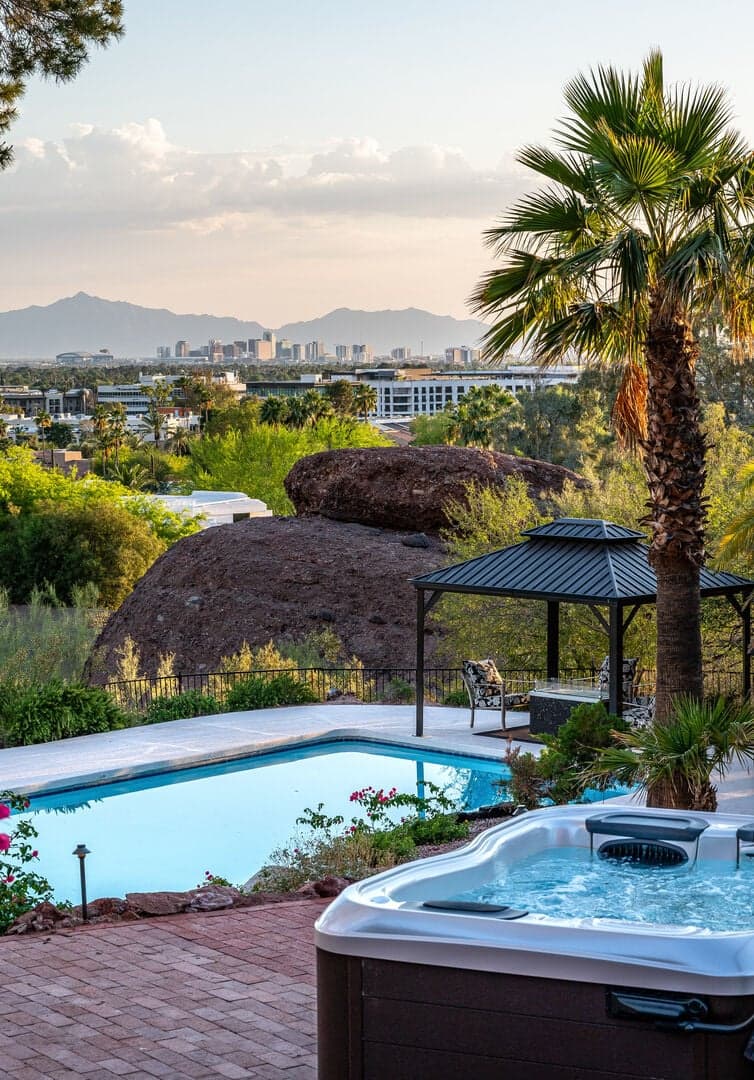 Rock House - Image 37