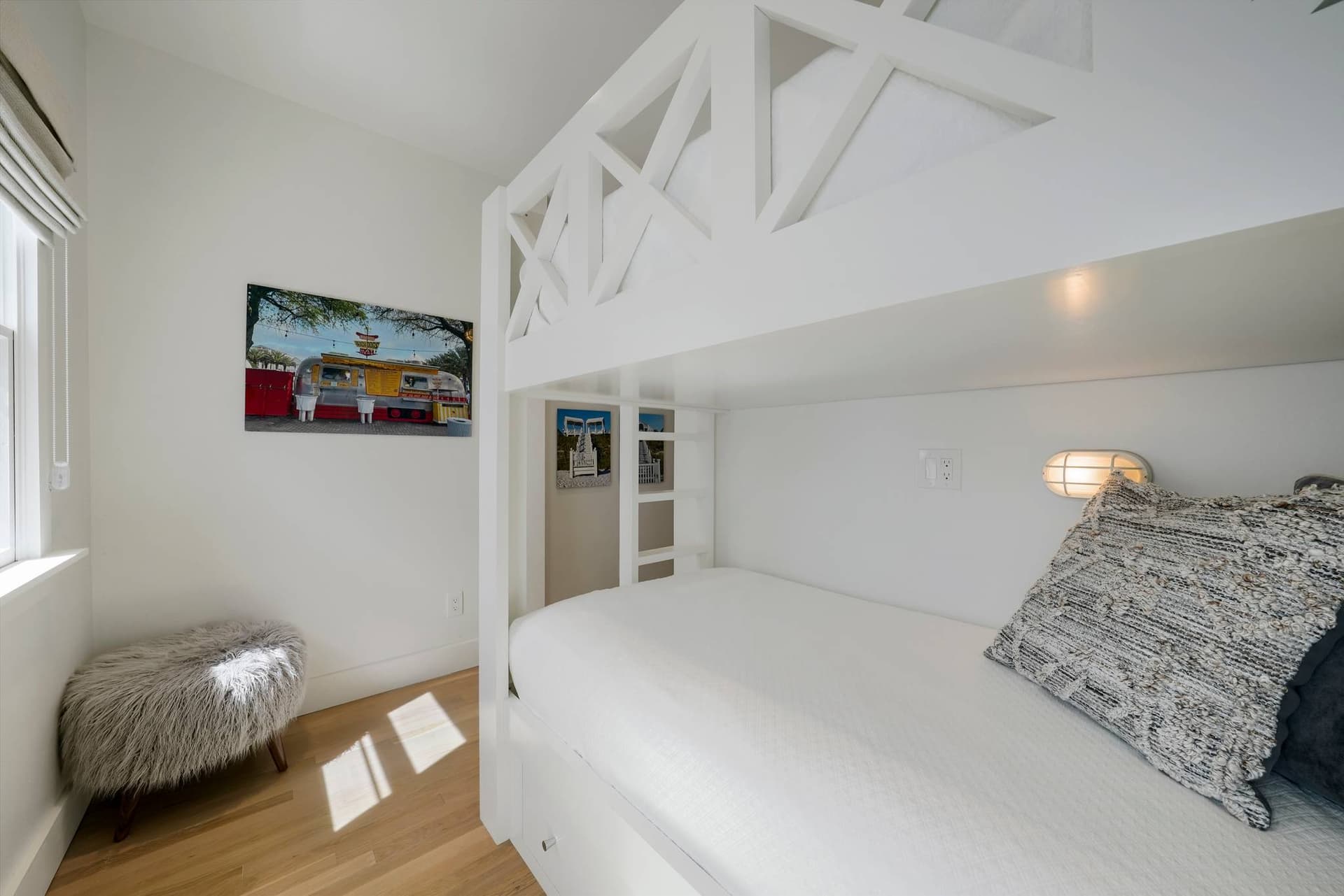 Perfect View Home - Image 33