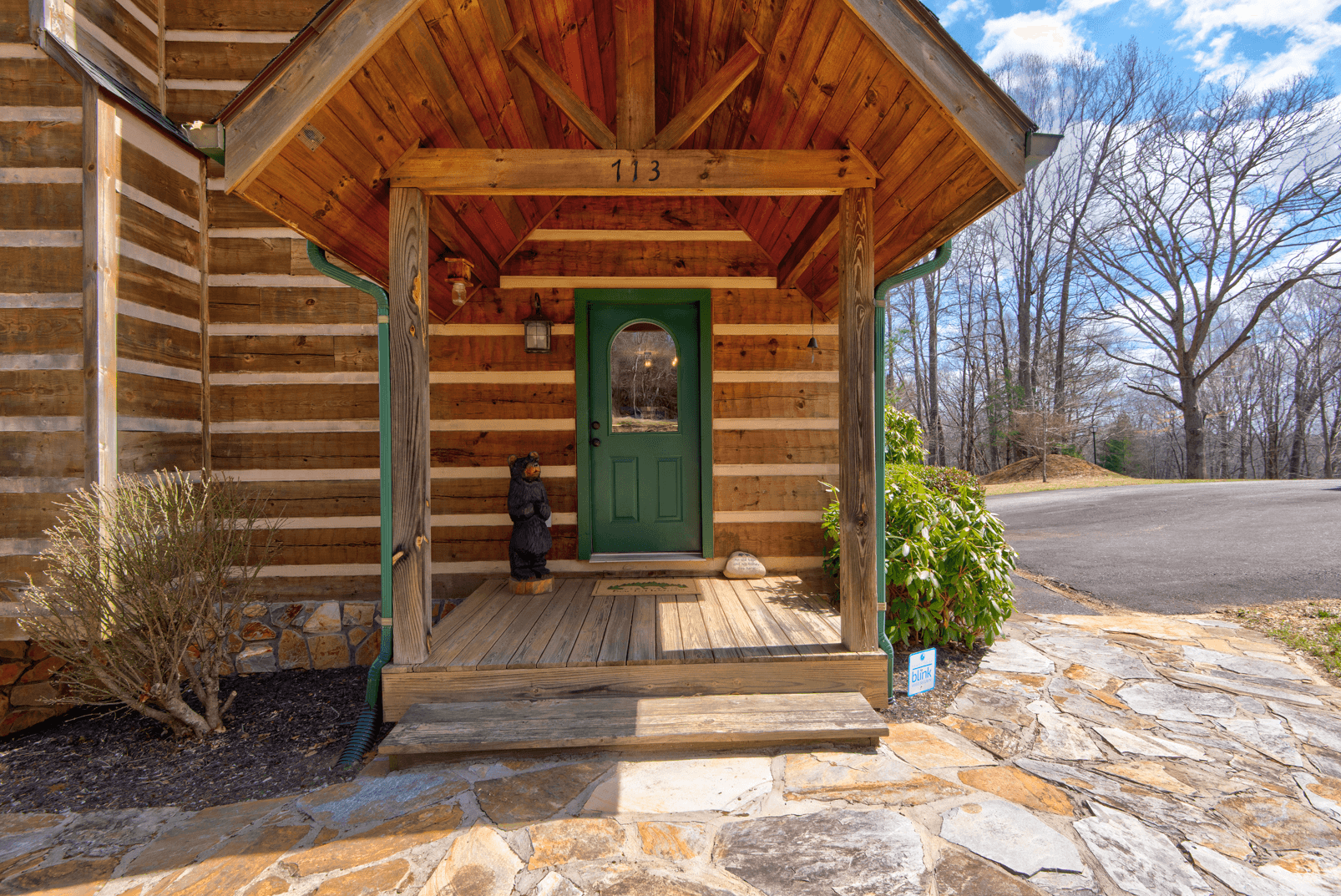 Cozy Bear Cabin - Image 5